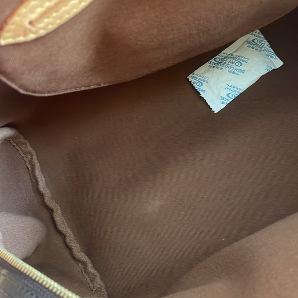 LV Montorgueil PM - Picture 17 of 17